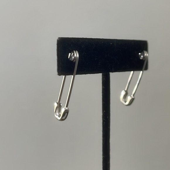 925 sterling silver Safety Pin Earrings - Picture 6 of 6